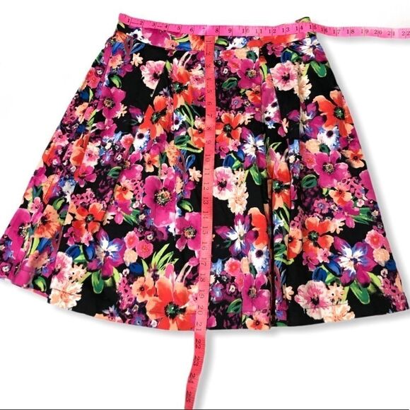 89th & Madison Floral Skirt - Picture 4 of 4